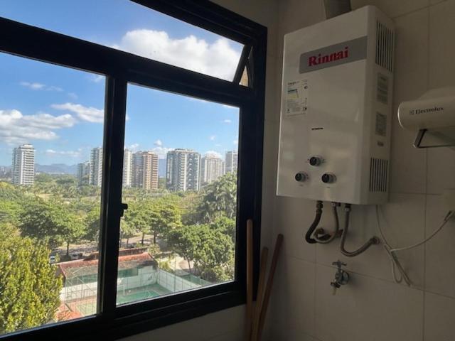 Lindo Apto No Barrabela, Todo Equipado, Com Arcondicionados Split Novos No Quarto E Na Sala, Limpissimo, Cheiroso, Novinho, Condominio Em Frente A Praia, Com Piscina Aquecida, Sauna, Quadra, Academia, Lavanderia, Salao De Beleza, Restaurantes, Mercad Rio de Janeiro Esterno foto