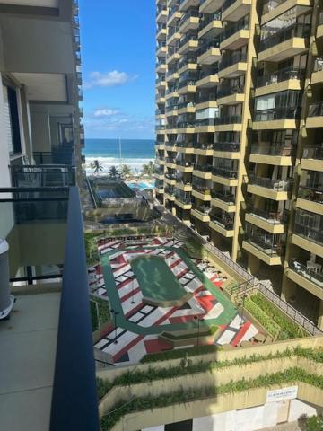 Lindo Apto No Barrabela, Todo Equipado, Com Arcondicionados Split Novos No Quarto E Na Sala, Limpissimo, Cheiroso, Novinho, Condominio Em Frente A Praia, Com Piscina Aquecida, Sauna, Quadra, Academia, Lavanderia, Salao De Beleza, Restaurantes, Mercad Rio de Janeiro Esterno foto